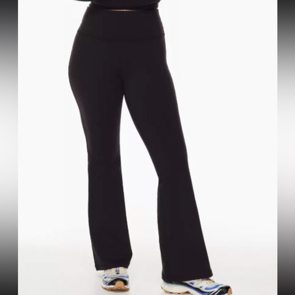 NWT TNA atmosphere bell hi rise pants - Picture 2 of 3